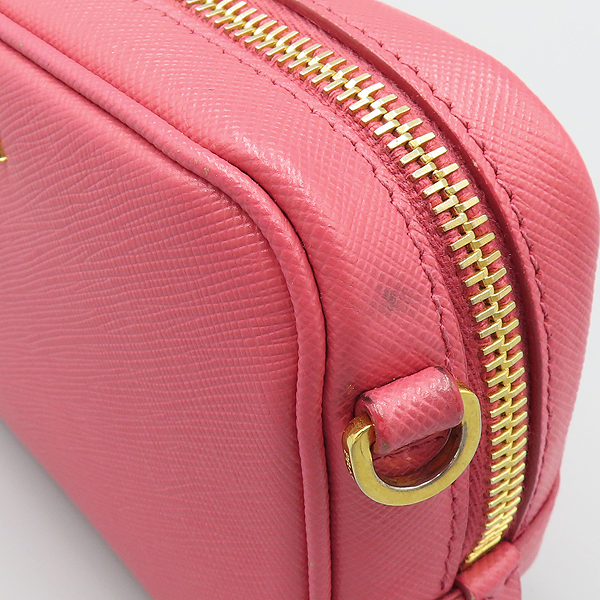 Prada(�����) 1N1674 ��ũ ���ǾƳ� SAFFIANO ���� �ΰ� ���۹̴� ũ�ν��� [�ϳ��̻���] �̹���5 - ���̺��� �߰���ǰ