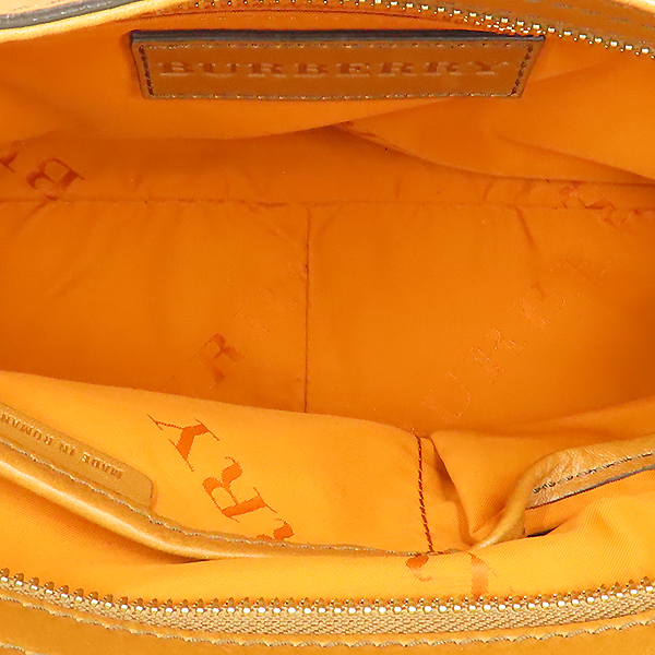 Burberry(������) ������ ���� �ް� üũ ĵ���� ũ�ν��� [�����νż�����] �̹���7 - ���̺��� �߰���ǰ