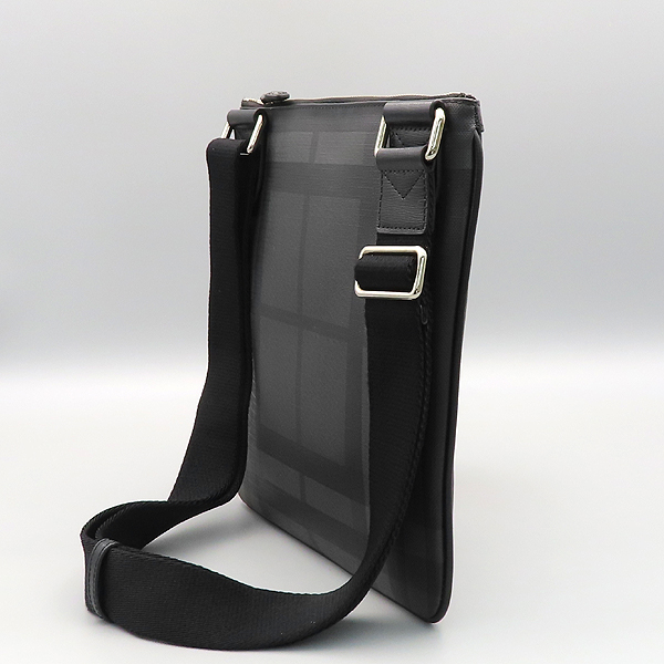 Burberry(������) 4060086 ��ũ �׷��� üũ ũ�ν��� [õ�Ƚż�����] �̹���2 - ���̺��� �߰���ǰ