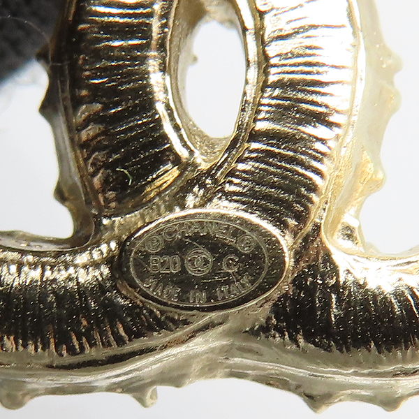 Chanel(����) AB0640 Y47603 ����Ż Ŭ���� CC �ΰ� �� �Ͱ��� [���̷Ե���] �̹���6 - ���̺��� �߰���ǰ