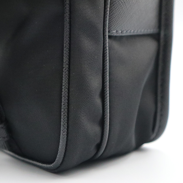 Prada(�����) 2VD034 TESSUTO+SAFFIAN �����Ϸ� ���ǾƳ� ���� �޽��� ũ�ν��� + ���� �Ŀ�ġ [�뱸��������] �̹���4 - ���̺��� �߰���ǰ