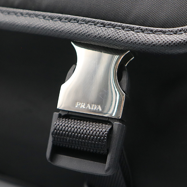 Prada(�����) 2VD034 TESSUTO+SAFFIAN �����Ϸ� ���ǾƳ� ���� �޽��� ũ�ν��� + ���� �Ŀ�ġ [�뱸��������] �̹���5 - ���̺��� �߰���ǰ