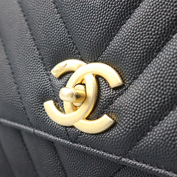 Chanel(����) A92991 ���� ����� ĳ��� ��Ų ���� COCO ���� �ڵ� �̵�� ������ ��Ʈ�� + ü�� ��Ʈ�� 2WAY [�뱸��������] �̹���6 - ���̺��� �߰���ǰ