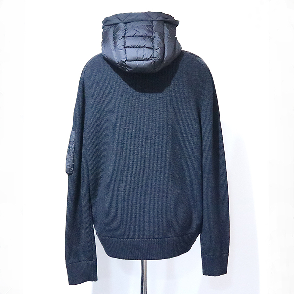MONCLER(��Ŭ����) K20919B50800 ���̺� TRICOT CARDIGAN �ٿ� �е� �� ��Ʈ �ĵ� ���� ���� ���� - XL [�뱸��������] �̹���3 - ���̺��� �߰���ǰ