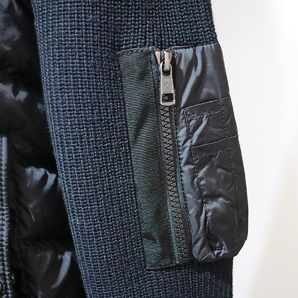 MONCLER(��Ŭ����) K20919B50800 ���̺� TRICOT CARDIGAN �ٿ� �е� �� ��Ʈ �ĵ� ���� ���� ���� - XL [�뱸��������] �̹���5 - ���̺��� �߰���ǰ