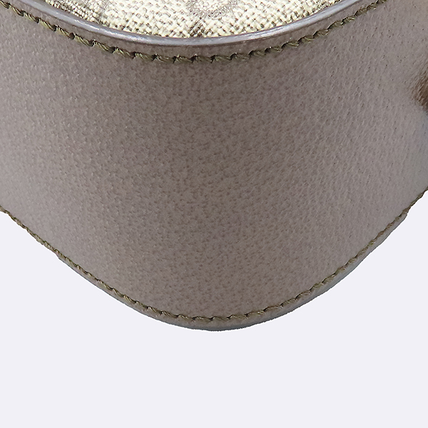 Gucci(����) 476466 GG �ΰ� ������ ĵ���� �׿� ��Ƽ�� �޽��� ũ�ν��� [�����νż�����] �̹���6 - ���̺��� �߰���ǰ