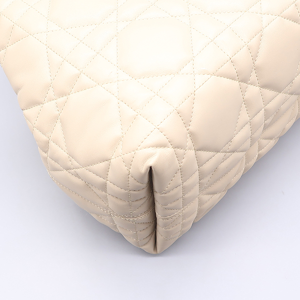 Dior(ũ����î���) M2821OSNW �Ŀ�� ������ ��ũ�� ��� ī����Ų ������ �̵� ��Ʈ�� + �����Ŀ�ġ [����������] �̹���4 - ���̺��� �߰���ǰ