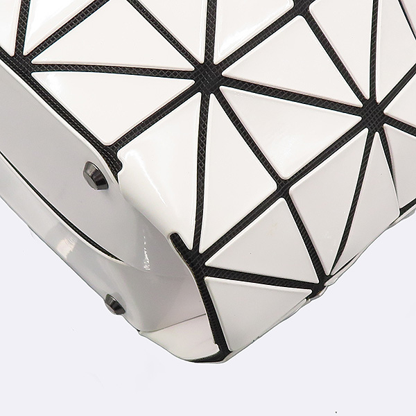 ISSEY MIYAKE(�̼��̹̾���) BB66 - AG081 ȭ��Ʈ �÷� �ٿ��ٿ� ��Ʈ�� [��������] �̹���4 - ���̺��� �߰���ǰ