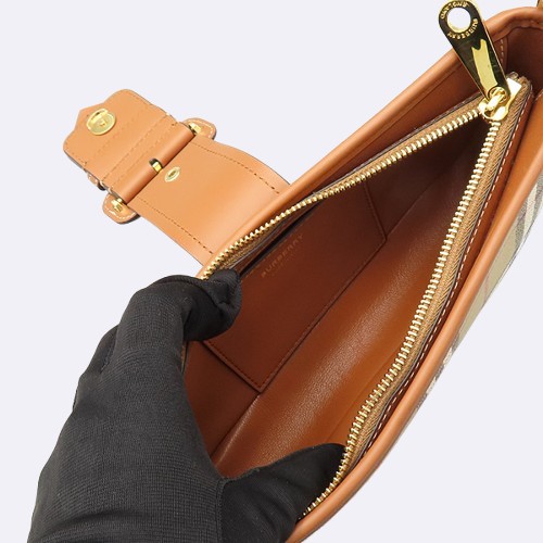 Burberry(������) 8070563 üũ ��Ŭ ��Ʈ�� ���� ����� [û��������] �̹���5 - ���̺��� �߰���ǰ