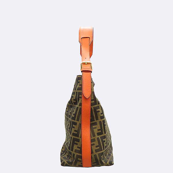 Fendi(���) 8BR698 FF�ΰ� ��ī �ڰ��� ������ ���� Ʈ���� ���� ȣ�� ����� [��������] �̹���3 - ���̺��� �߰���ǰ
