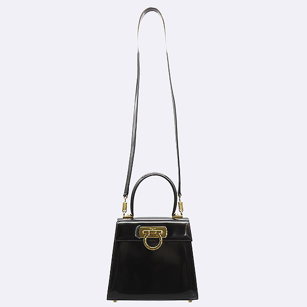 Ferragamo(��󰡸�) 21 2193 ���� ���� ��ġ�� ���� �ΰ� ��� ž�ڵ� ���� ��Ʈ�� + ��� ��Ʈ�� [��������] �̹���4 - ���̺��� �߰���ǰ