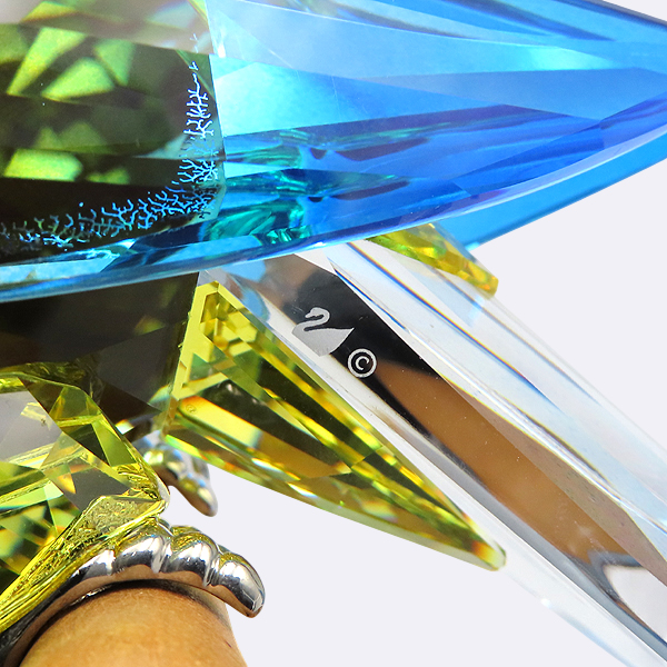 Swarovski(���ͷκ꽺Ű) 901601 ũ����Ż �Ķ���̽� ���� �׸� ������ �޹��� ������ �ǱԾ� [��������] �̹���3 - ���̺��� �߰���ǰ