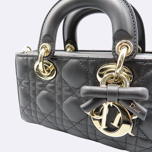 Dior(ũ����î���) M0636OUQA ���� ��� ����Ų LADY D-JOY(���̵� �� ����) �̴� ��Ʈ�� + ��Ʈ�� 2WAY [��������] �̹���4 - ���̺��� �߰���ǰ