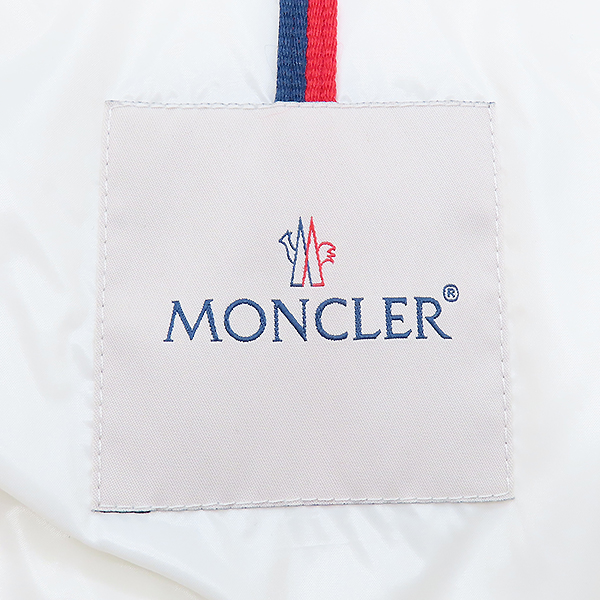 MONCLER(��Ŭ����) H20931A52400 ȭ��Ʈ �÷� �����ٿ� BADY ������ �� �е� - 0 ������ [��������] �̹���4 - ���̺��� �߰���ǰ