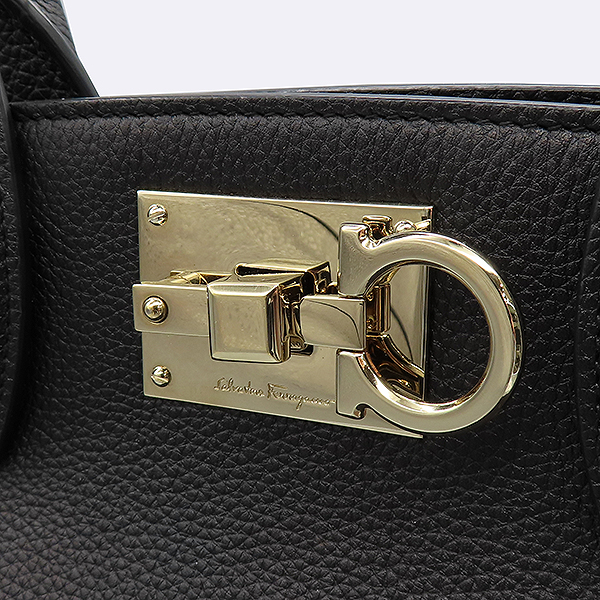 Ferragamo(��󰡸�) 21 H167 ���� �÷� ���� ����Ż �� ��Ʃ��� ��Ʈ�� + �����Ʈ�� 2WAY [��������] �̹���4 - ���̺��� �߰���ǰ