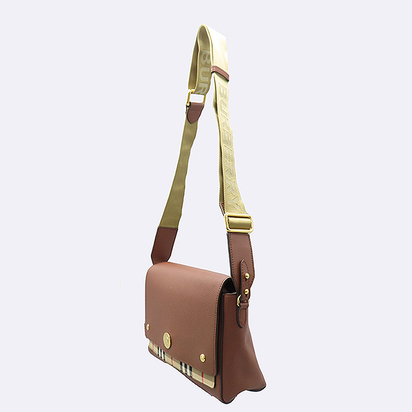 Burberry(������) 8021111 ��Ƽ�� üũ ��Ʈ ũ�ν��ٵ� ũ�ν��� [���ε�������] �̹���3 - ���̺��� �߰���ǰ