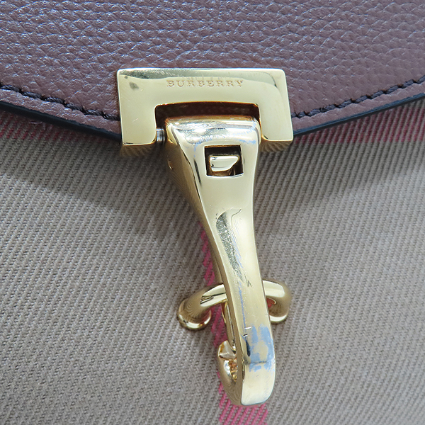 Burberry(������) 3980826 ���� ���� �Ͽ콺 üũ ����(MACKEN) ���� ũ�ν��� [��õ��] �̹���4 - ���̺��� �߰���ǰ