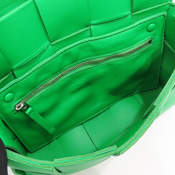 BOTTEGAVENETA(���װ�����Ÿ) 578004 �з�Ŷ �÷� ���� ��Ʈ��ġ���� ī��Ʈ ũ�ν��� [��õ��] �̹���5 - ���̺��� �߰���ǰ