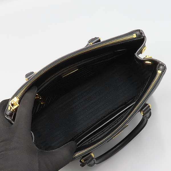 Prada(�����) BN1801 ���� SAFFIANO LUX ���ǾƳ� ���� �������� ���� �ΰ� ��Ʈ��+�����Ʈ�� 2WAY [��ź�Ե���] �̹���7 - ���̺��� �߰���ǰ