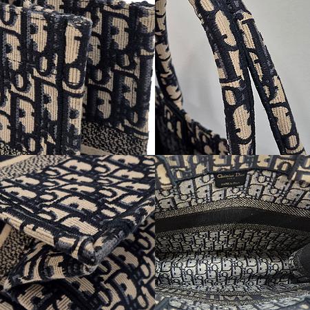 Dior(Å©¸®½ºÃ®µð¿Ã) M1296ZRIW_M828 ºí·ç ¿Àºí¸®Å© ÆÐºê¸¯ ĵ¹ö½º ºÏ Å䯮 ¹Ìµð¾ö Å䯮¹é (±¤ÁÖ·Ôµ¥Á¡) Dior(Å©¸®½ºÃ®µð¿Ã) M1296ZRIW_M828 ºí·ç ¿Àºí¸®Å© ÆÐºê¸¯ ĵ¹ö½º ºÏ Å䯮 ¹Ìµð¾ö Å䯮¹é (±¤ÁÖ·Ôµ¥Á¡)