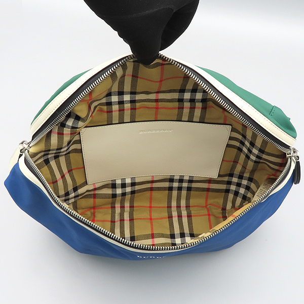 Burberry(������) 4074267 �����÷� ���� ���̺��� �׸��÷� �ڰ��� �ΰ� ����Ʈ ���� ������ ��Ʈ�� [õ�Ƚż�����] �̹���7 - ���̺��� �߰���ǰ