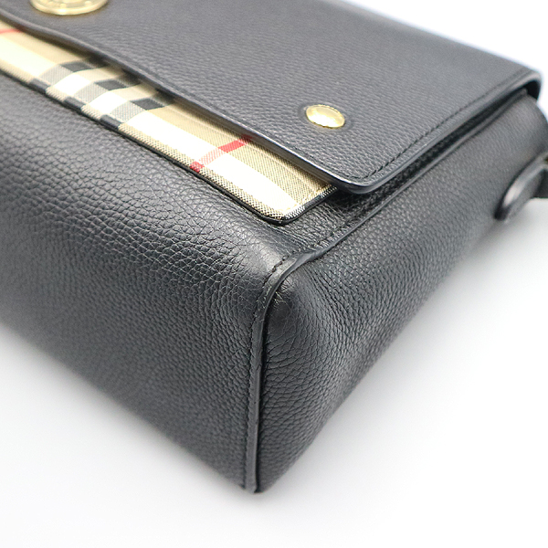 Burberry(������) 80211101 ��Ƽ�� üũ ���� ���� ũ�ν��� [�뱸��������] �̹���4 - ���̺��� �߰���ǰ