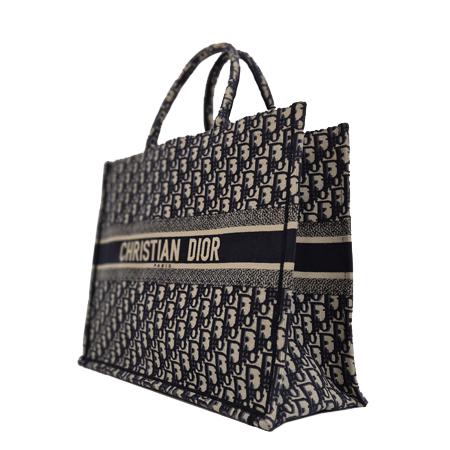 Dior(Å©¸®½ºÃ®µð¿Ã) M1286ZRIW_M828 ¿Àºí¸®Å© ºÏÅ䯮 ¶óÁö Å䯮¹é(1) (±¤ÁÖ·Ôµ¥Á¡) Dior(Å©¸®½ºÃ®µð¿Ã) M1286ZRIW_M828 ¿Àºí¸®Å© ºÏÅ䯮 ¶óÁö Å䯮¹é(1) (±¤ÁÖ·Ôµ¥Á¡)