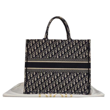 Dior(Å©¸®½ºÃ®µð¿Ã) M1286ZRIW_M828 ¿Àºí¸®Å© ºÏÅ䯮 ¶óÁö Å䯮¹é(1) (±¤ÁÖ·Ôµ¥Á¡) Dior(Å©¸®½ºÃ®µð¿Ã) M1286ZRIW_M828 ¿Àºí¸®Å© ºÏÅ䯮 ¶óÁö Å䯮¹é(1) (±¤ÁÖ·Ôµ¥Á¡)