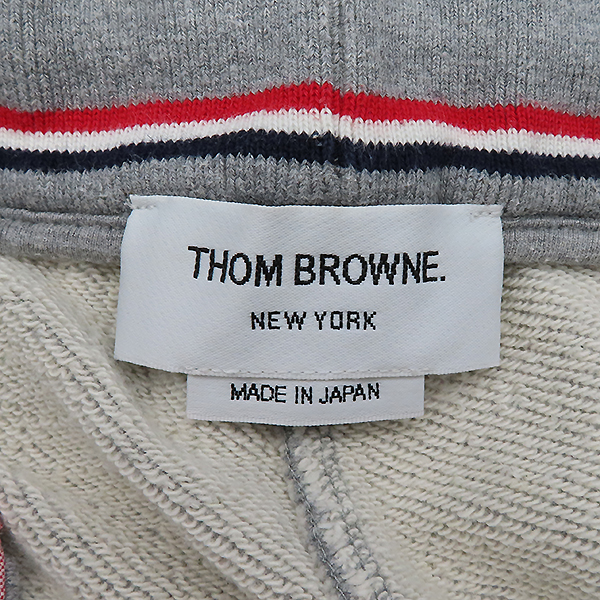 THOM BROWNE(�����) MJQ008H �׷��� �缱���� ����  ���� - 3������ [�ϻ�Ե���] �̹���5 - ���̺��� �߰���ǰ
