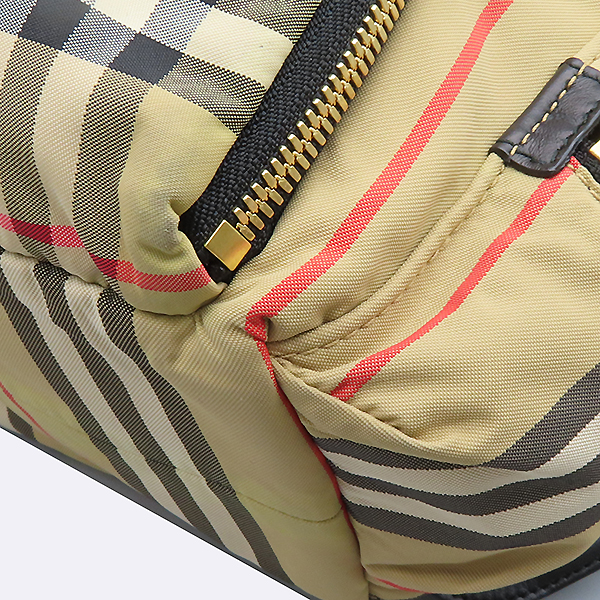 Burberry(������) 8025707 ��Ƽ�� üũ ���� ������ ���� [�ϻ�Ե���] �̹���5 - ���̺��� �߰���ǰ