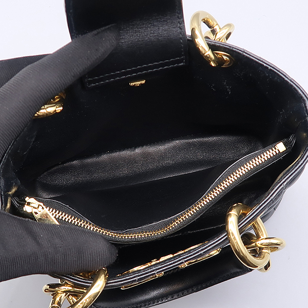 Ferragamo(��󰡸�) 211978 ���� ���� ��ġ�� ���� ���� �϶� ��Ʈ�� + �����Ʈ�� 2WAY [����������] �̹���5 - ���̺��� �߰���ǰ