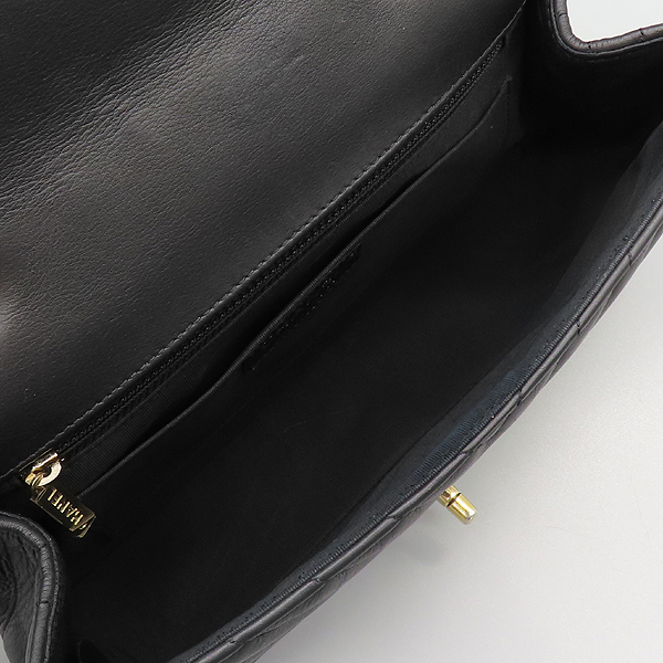 Chanel(����) A91587 ���� ����� Ŭ���� �̵� ���� ü�� �÷� ����� [���̷Ե���] �̹���7 - ���̺��� �߰���ǰ