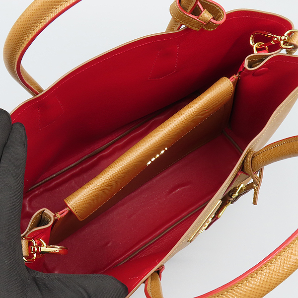 Prada(�����) B2756T ī��� ���ǾƳ� ���� �ﰢ�ΰ� �κ��� ��Ʈ�� + �����Ʈ�� [�ϳ��̻���] �̹���7 - ���̺��� �߰���ǰ