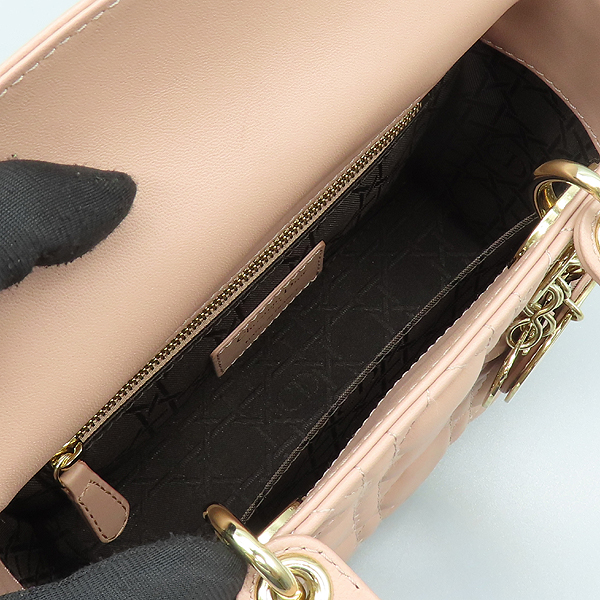 Dior(ũ����î���) M0538OCAL ������ ��� ����Ų ���̵� ��� MY ABC ���� ��Ʈ�� + ��� ��Ʈ�� 2-WAY [���̷Ե���] �̹���7 - ���̺��� �߰���ǰ