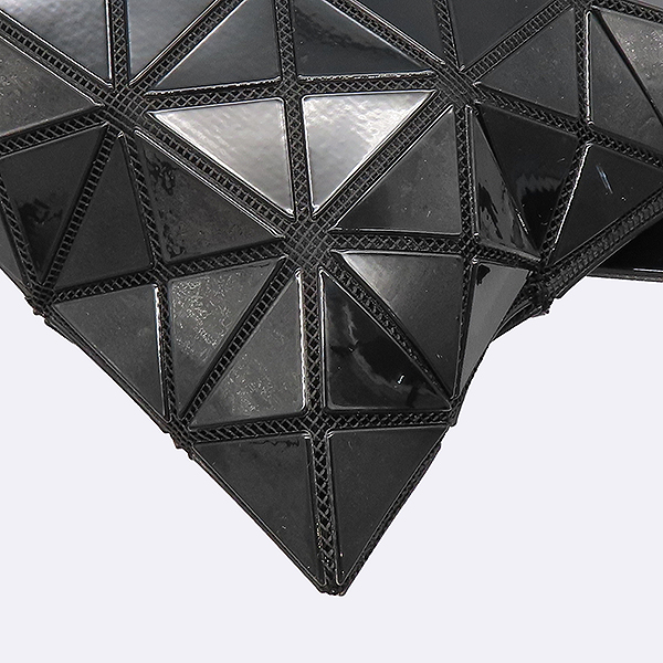 ISSEY MIYAKE(�̼��̹̾���) BB88-AG561 ���� �÷� �ٿ��ٿ� ������ ���̽�Ʈ ���� �� ũ�ν��� [��������] �̹���3 - ���̺��� �߰���ǰ