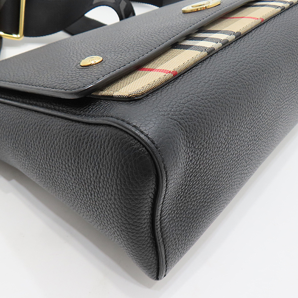 Burberry(������) 80211101 ���� ���� ��Ƽ�� üũ ��Ʈ ũ�ν��� [��õ��] �̹���5 - ���̺��� �߰���ǰ