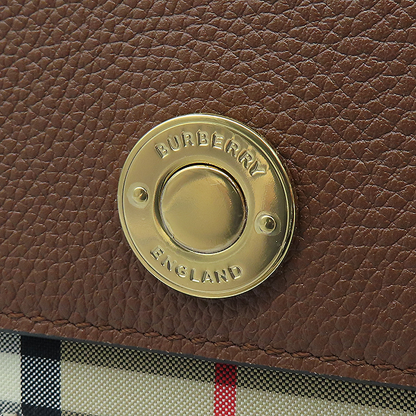 Burberry(������) 8021111 ��Ƽ�� üũ ��Ʈ ũ�ν��ٵ� ũ�ν��� [��������] �̹���5 - ���̺��� �߰���ǰ