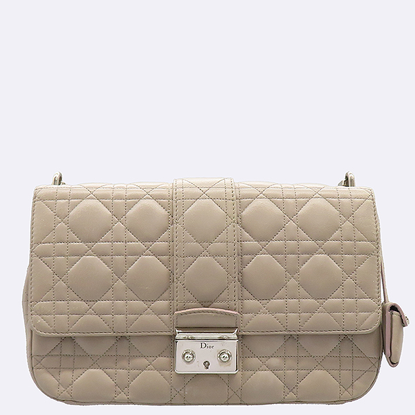 Dior(ũ����î���) M0210PGAI MISSDIOR �̽���� ����Ų ��� ���� ����ΰ� ����� ü�� �÷� ũ�ν��� [��������] �̹���2 - ���̺��� �߰���ǰ