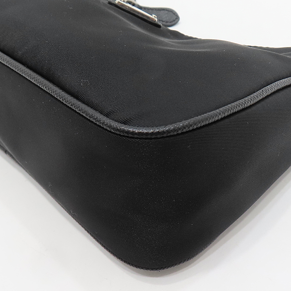 Prada(�����) 1BH204 ������� 2005 �����Ϸ� �� ���ǾƳ� ü�� ����� + ũ�ν� ��Ʈ�� 2WAY [��õ��] �̹���6 - ���̺��� �߰���ǰ