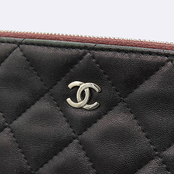 Chanel(����) A69251 �����÷� ����Ų ���� ���� ��Ƽ CC Ŭ��ġ [��������] �̹���3 - ���̺��� �߰���ǰ