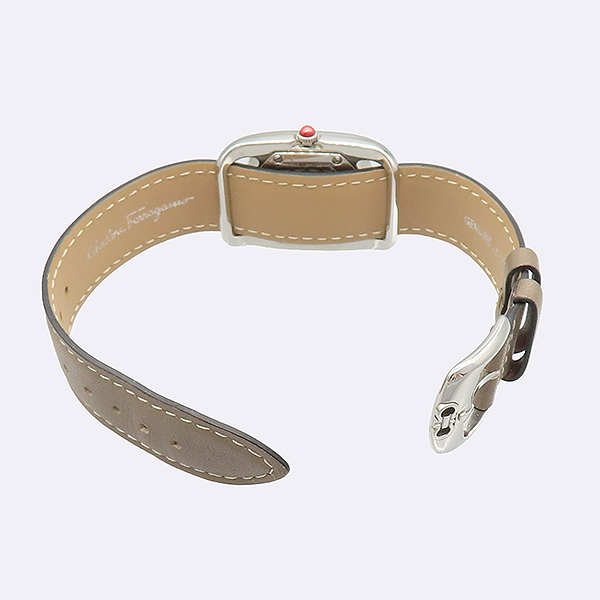 Ferragamo(��󰡸�) SFEL00219 �ٶ�(Vara) ������ ���� �ð� [��������] �̹���3 - ���̺��� �߰���ǰ