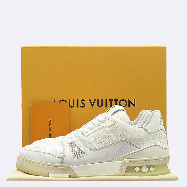 ���̺��� LV Ʈ���̳� ����Ŀ�� 