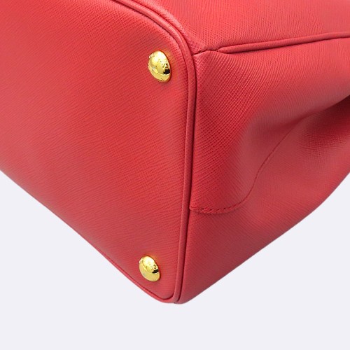 Prada(�����) BN1786 ���� SAFFIANO LUX ���ǾƳ� ���� ���� �ﰢ �ΰ� ��Ʈ�� [û��������] �̹���4 - ���̺��� �߰���ǰ