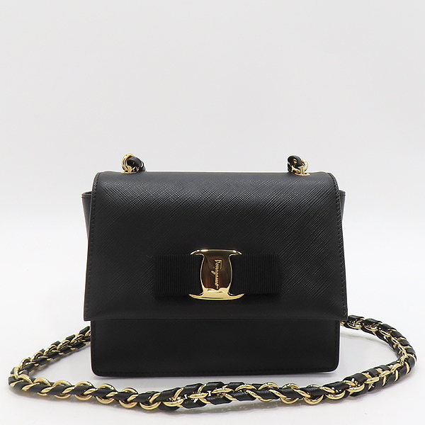 Ferragamo(��󰡸�) 21 E479 ���� ���ǾƳ� GINNY ���� �ٶ� ���� �ΰ� �̴� ü�� �÷� ũ�ν��� [��õ��] �̹���2 - ���̺��� �߰���ǰ