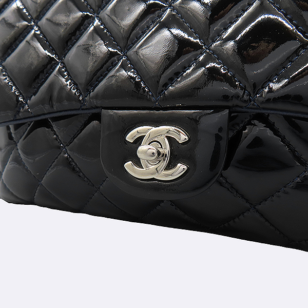 Chanel(����)  A94024 ���̺� ���̴�Ʈ Ŭ���� ���ڵ��  COCO �ΰ� �÷� ���� ü�� ����� [��������] �̹���4 - ���̺��� �߰���ǰ