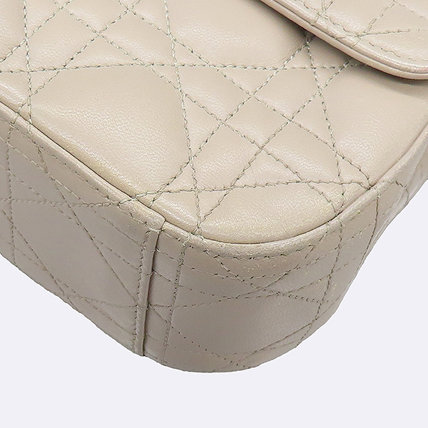 Dior(ũ����î���) M0210PGAI MISSDIOR �̽���� ����Ų ��� ���� ����ΰ� ����� ü�� �÷� ũ�ν��� [��������] �̹���6 - ���̺��� �߰���ǰ