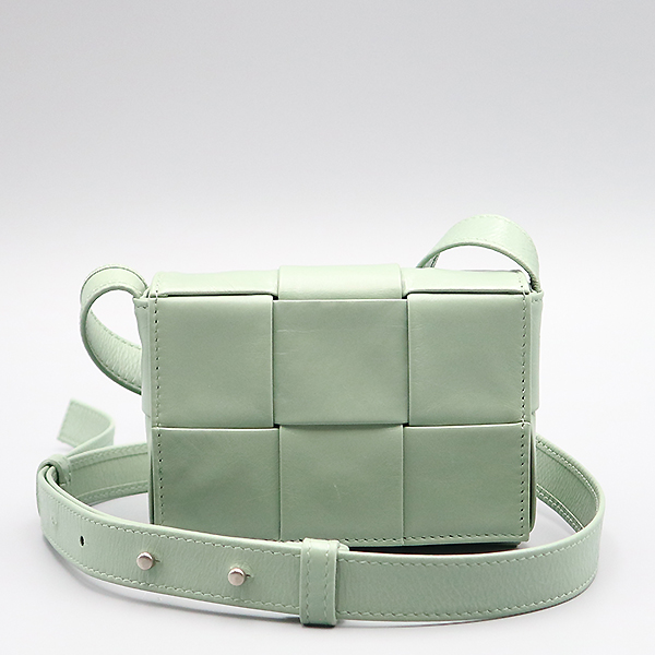 BOTTEGAVENETA(���װ�����Ÿ) 667048 ��ũ��Ʈ ī��Ʈ �̴� ũ�ν��� [�뱸��������] �̹���2 - ���̺��� �߰���ǰ