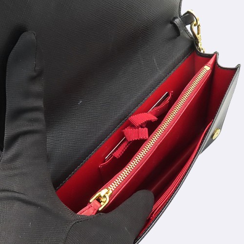 Prada(�����) 1BP012 NERO ���� ���ũ�� ���ǾƳ� �ΰ� ��� WOC ���� ü�� ��� �� ũ�ν��� [û��������] �̹���5 - ���̺��� �߰���ǰ