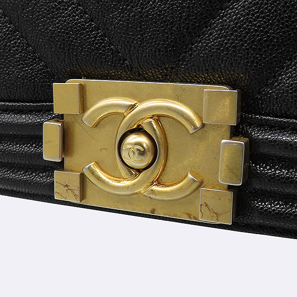Chanel(����) A67086 ���̻��� ���� �̵�� ü�� �÷� ����� [��������] �̹���5 - ���̺��� �߰���ǰ