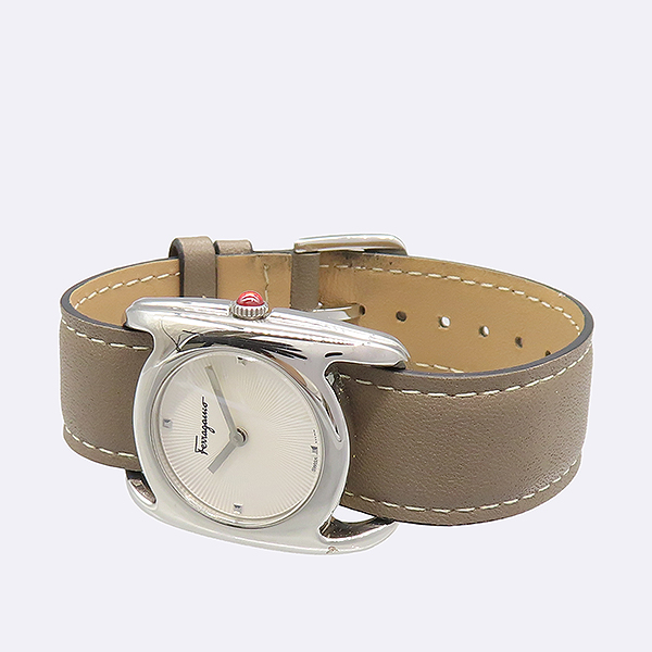 Ferragamo(��󰡸�) SFEL00219 �ٶ�(Vara) ������ ���� �ð� [��������] �̹���2 - ���̺��� �߰���ǰ